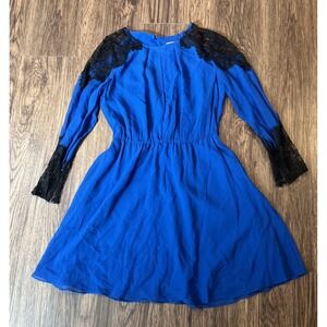 Alice + Olivia Silk + Lace Detail Dress Size XS Color Blue Details Black